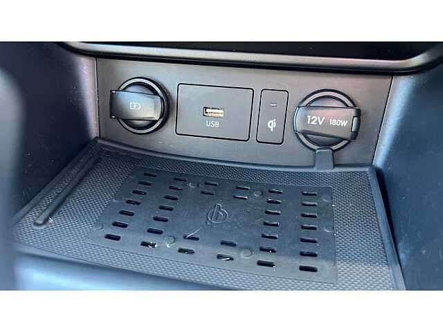 Hyundai KONA 1.6 GDi Hybrid Ultimate 5dr DCT BLACK