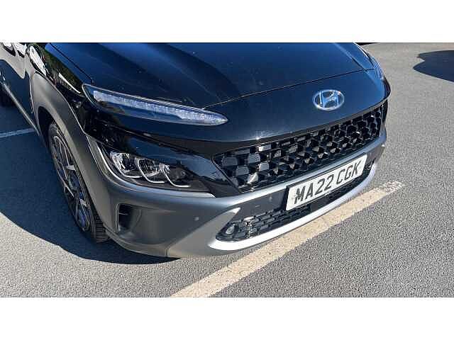 Hyundai KONA 1.6 GDi Hybrid Ultimate 5dr DCT BLACK