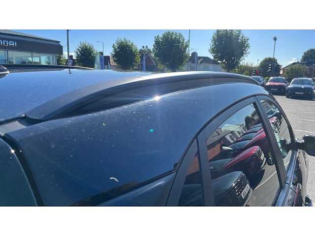 Hyundai KONA 1.6 GDi Hybrid Ultimate 5dr DCT BLACK