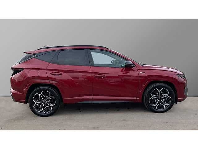 Hyundai TUCSON 1.6 TGDi Plug-in Hybrid N Line S 5dr 4WD Auto RED