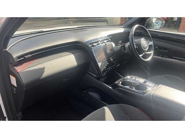 Hyundai TUCSON 1.6 TGDi Hybrid 230 N Line S 5dr 2WD Auto Atlas White