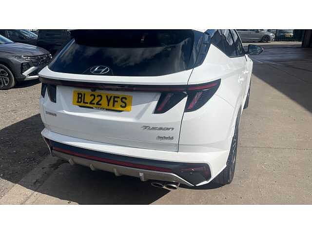 Hyundai TUCSON 1.6 TGDi Hybrid 230 N Line S 5dr 2WD Auto Atlas White