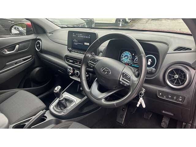 Hyundai KONA 1.0 TGDi 48V MHEV SE Connect 5dr Pulse Red