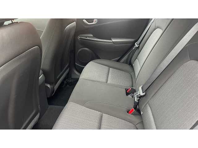 Hyundai KONA 1.0 TGDi 48V MHEV SE Connect 5dr Pulse Red