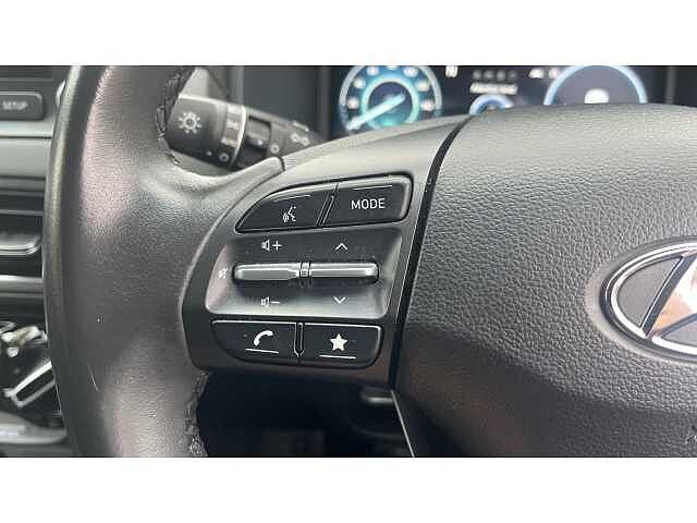 Hyundai KONA 1.0 TGDi 48V MHEV SE Connect 5dr Pulse Red