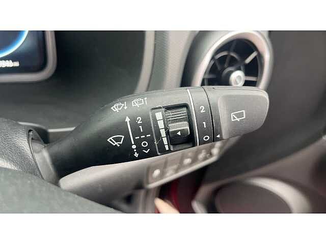 Hyundai KONA 1.0 TGDi 48V MHEV SE Connect 5dr Pulse Red