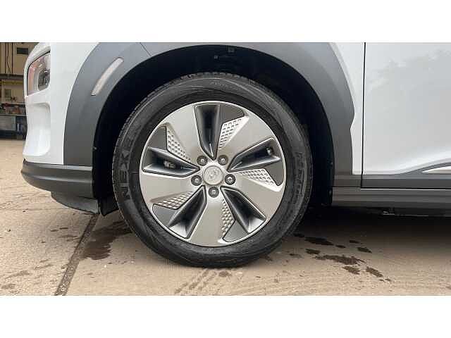 Hyundai KONA 150kW Premium SE 64kWh 5dr Auto White