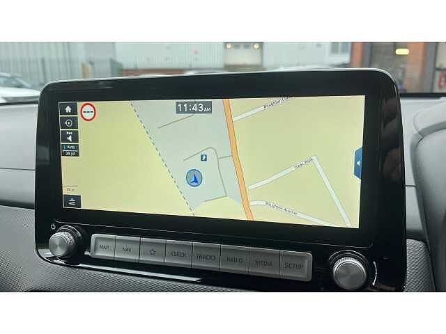 Hyundai KONA 150kW Premium SE 64kWh 5dr Auto White