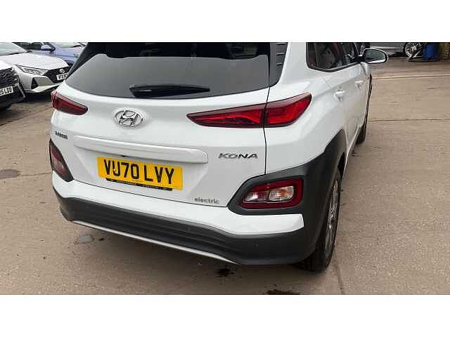 Hyundai KONA 150kW Premium SE 64kWh 5dr Auto White