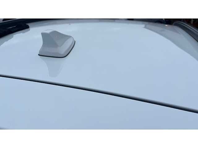 Hyundai KONA 150kW Premium SE 64kWh 5dr Auto White