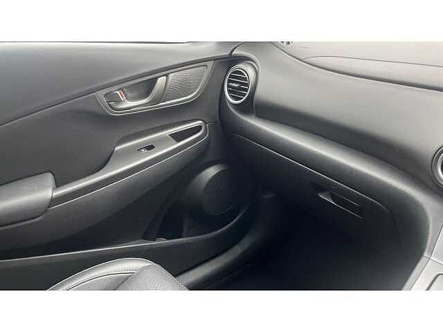 Hyundai KONA 150kW Premium SE 64kWh 5dr Auto White