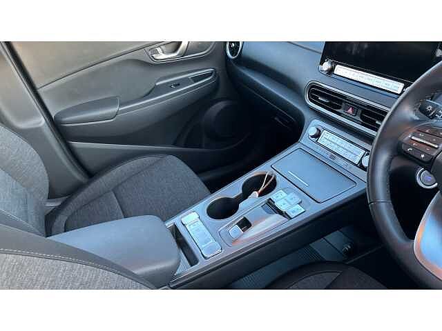 Hyundai Kona KONA 100kW SE Connect 39kWh 5dr Auto