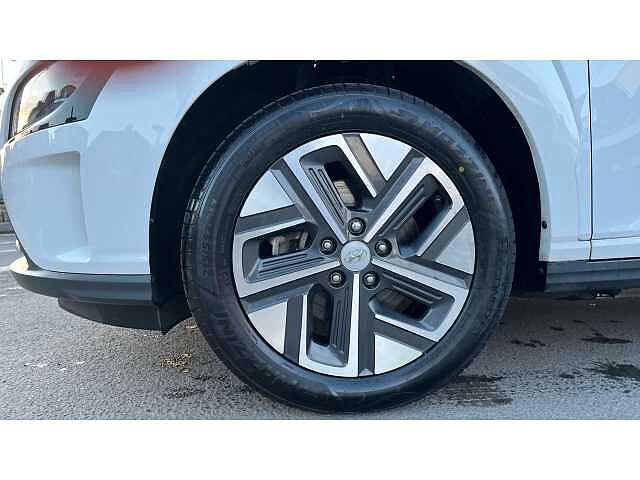 Hyundai Kona KONA 100kW SE Connect 39kWh 5dr Auto