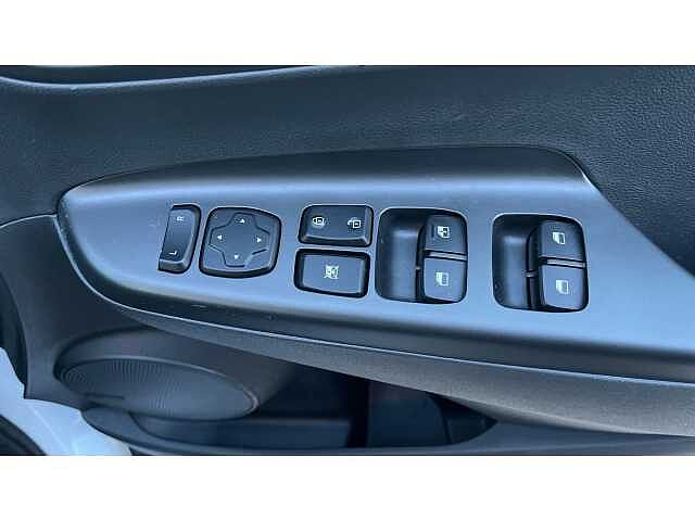 Hyundai Kona KONA 100kW SE Connect 39kWh 5dr Auto