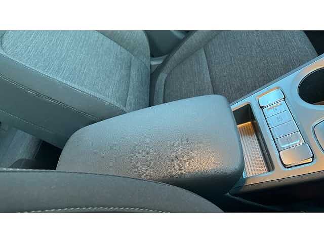 Hyundai Kona KONA 100kW SE Connect 39kWh 5dr Auto