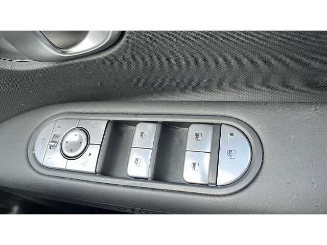 Hyundai IONIQ 5 IONIQ 5 125kW SE Connect 58 kWh 5dr Auto Atlas White