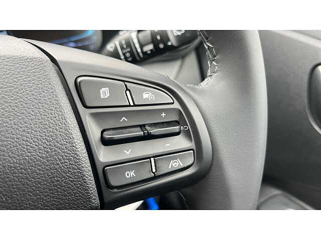 Hyundai I10 i10 5Dr HAT 1.0 MPi 63ps Advance NAV AU Vibrant Blue