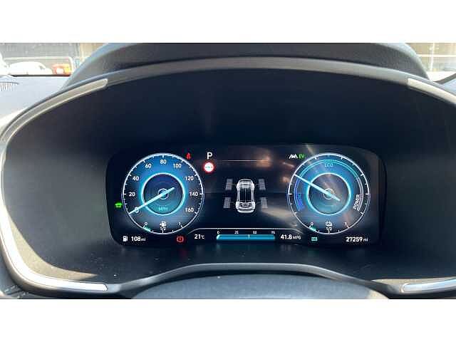 Hyundai SANTA FE SANTA FE 1.6 TGDi Hybrid Ultimate 5dr 4WD Auto Silver