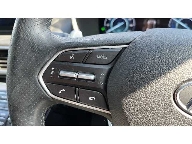 Hyundai SANTA FE SANTA FE 1.6 TGDi Hybrid Ultimate 5dr 4WD Auto Silver