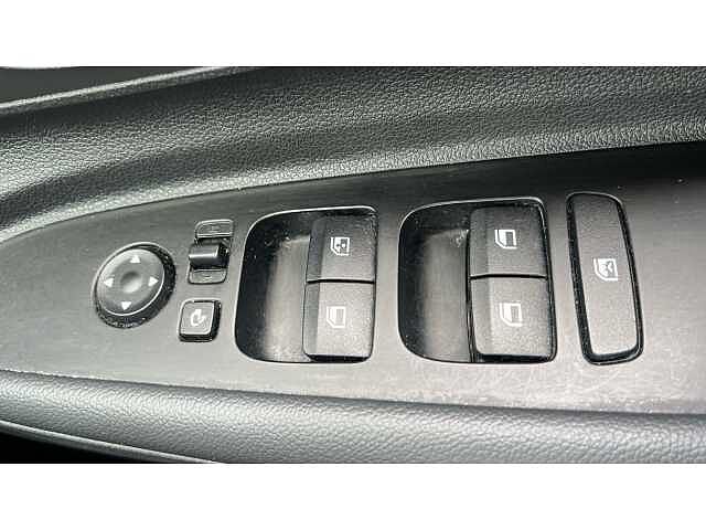 Hyundai I20 I20 1.0T GDi 48V MHD Premium 5dr BLUE