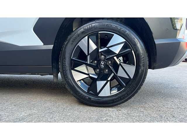 Hyundai KONA KONA 1.6 Hybrid 138 Ultimate 5dr DCT Atlas White