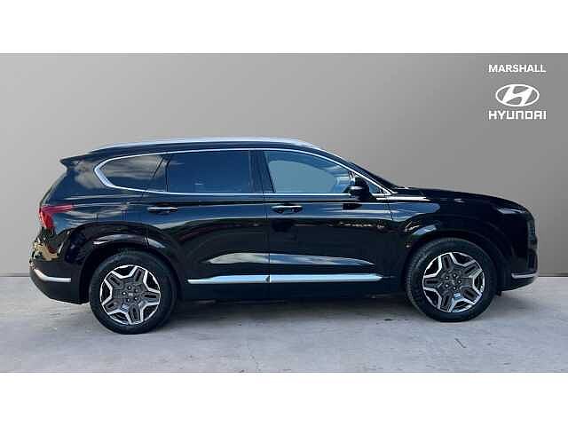 Hyundai SANTA FE SANTA FE 1.6 TGDi Plug-in Hybrid Ultimate 5dr 4WD Auto BLACK