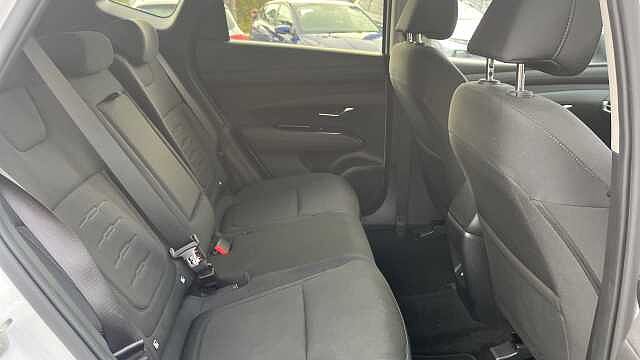 Hyundai TUCSON Tucson 1.6T Plg-hbd 252ps Advance AU Atlas White