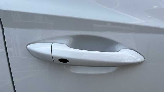 Hyundai TUCSON Tucson 1.6T Plg-hbd 252ps Advance AU Atlas White