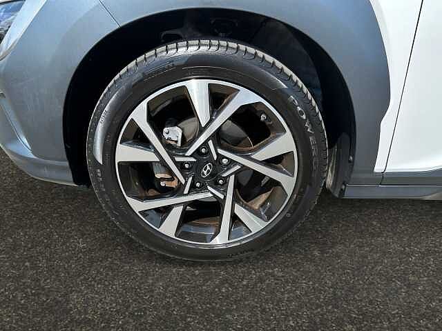 Hyundai KONA 1.0 TGDi 48V MHEV Premium 5dr polar white