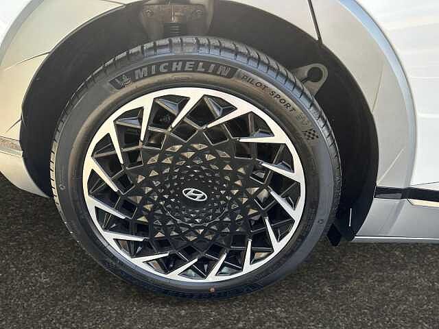 Hyundai IONIQ 5 168kW Namsan Edition 77 kWh 5dr Auto serenity white