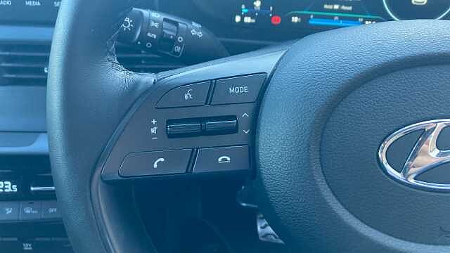 Hyundai BAYON 1.0 TGDi 48V MHEV Premium 5dr DCT Petrol Hatchback Blue