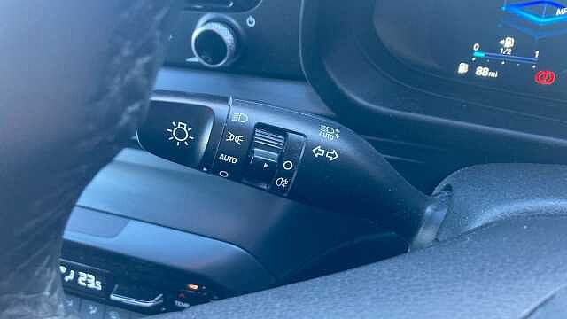 Hyundai BAYON 1.0 TGDi 48V MHEV Premium 5dr DCT Petrol Hatchback Blue