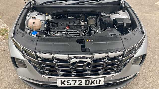 Hyundai TUCSON 1.6 TGDi 48V MHD 180 Ultimate 5dr 4WD DCT Petrol Estate Silver