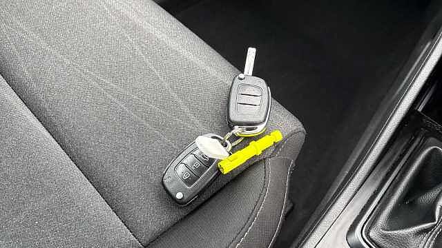 Hyundai TUCSON 1.6 TGDi 177 SE Nav 5dr 2WD DCT Petrol Estate Grey