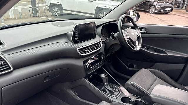 Hyundai TUCSON 1.6 TGDi 177 SE Nav 5dr 2WD DCT Petrol Estate Grey