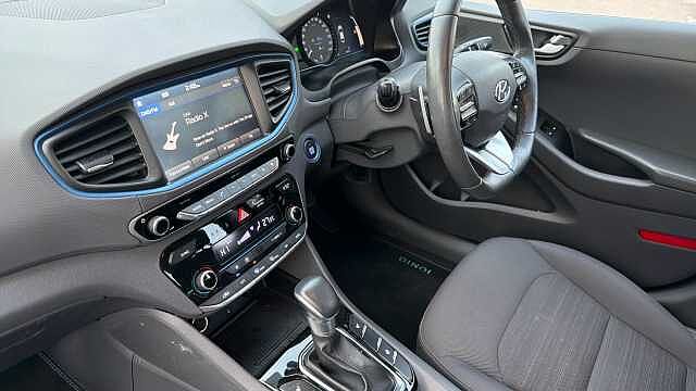 Hyundai IONIQ 1.6 GDi Hybrid Premium 5dr DCT Hybrid Hatchback