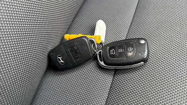 Hyundai i20 1.2 MPi SE 5dr Petrol Hatchback