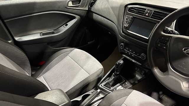 Hyundai i20 1.0 T-GDi Premium Nav 5dr Auto Petrol Hatchback