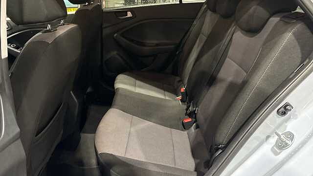 Hyundai i20 1.0 T-GDi Premium Nav 5dr Auto Petrol Hatchback