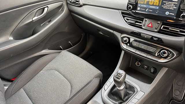 Hyundai i30 1.0T GDi SE Connect 5dr Petrol Hatchback