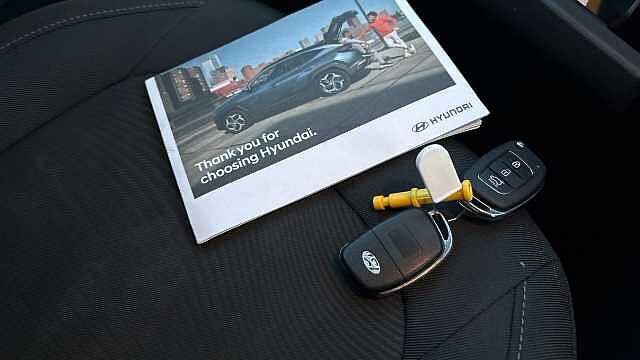 Hyundai i10 1.0 Play 5dr Petrol Hatchback