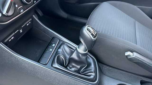 Hyundai i20 1.0T GDi 48V MHD SE Connect 5dr Petrol Hatchback