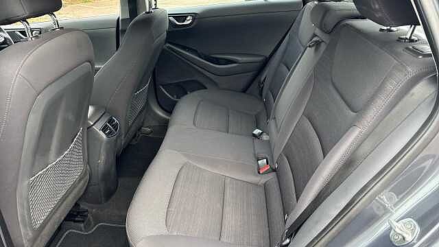 Hyundai IONIQ 1.6 GDi Hybrid Premium 5dr DCT Hybrid Hatchback