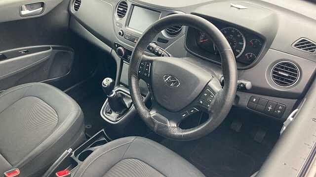 Hyundai i10 1.2 Premium 5dr Petrol Hatchback
