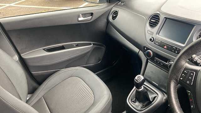 Hyundai i10 1.2 Premium 5dr Petrol Hatchback