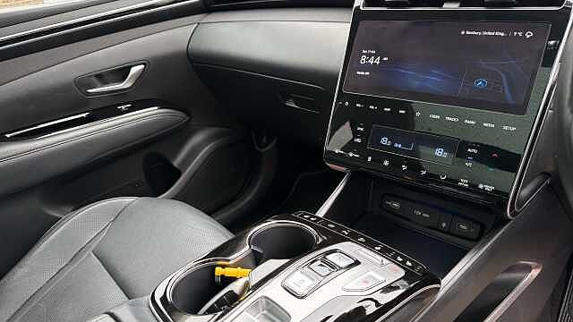 Hyundai TUCSON 1.6 TGDi Plug-in Hybrid Ultimate 5dr 4WD Auto Estate Black