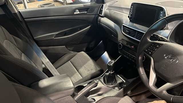 Hyundai TUCSON 1.6 GDi SE Nav 5dr 2WD Petrol Estate Grey