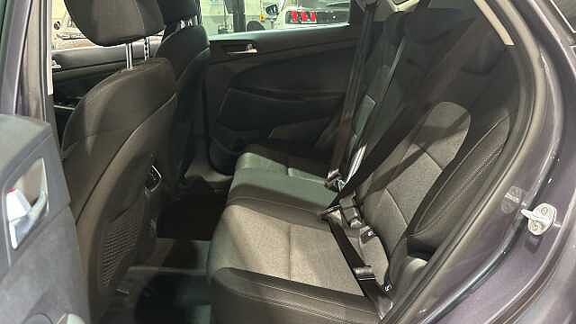 Hyundai TUCSON 1.6 GDi SE Nav 5dr 2WD Petrol Estate Grey
