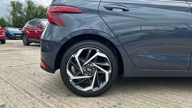 Hyundai I20 1.0T GDi 48V MHD Premium 5dr DCT Petrol Hatchback Grey