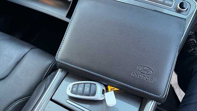 Hyundai SANTA FE 1.6 TGDi Hybrid Premium 5dr Auto Hybrid Estate